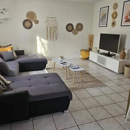 Air-conditioned House 3 Bedrooms Bbq Terrace *